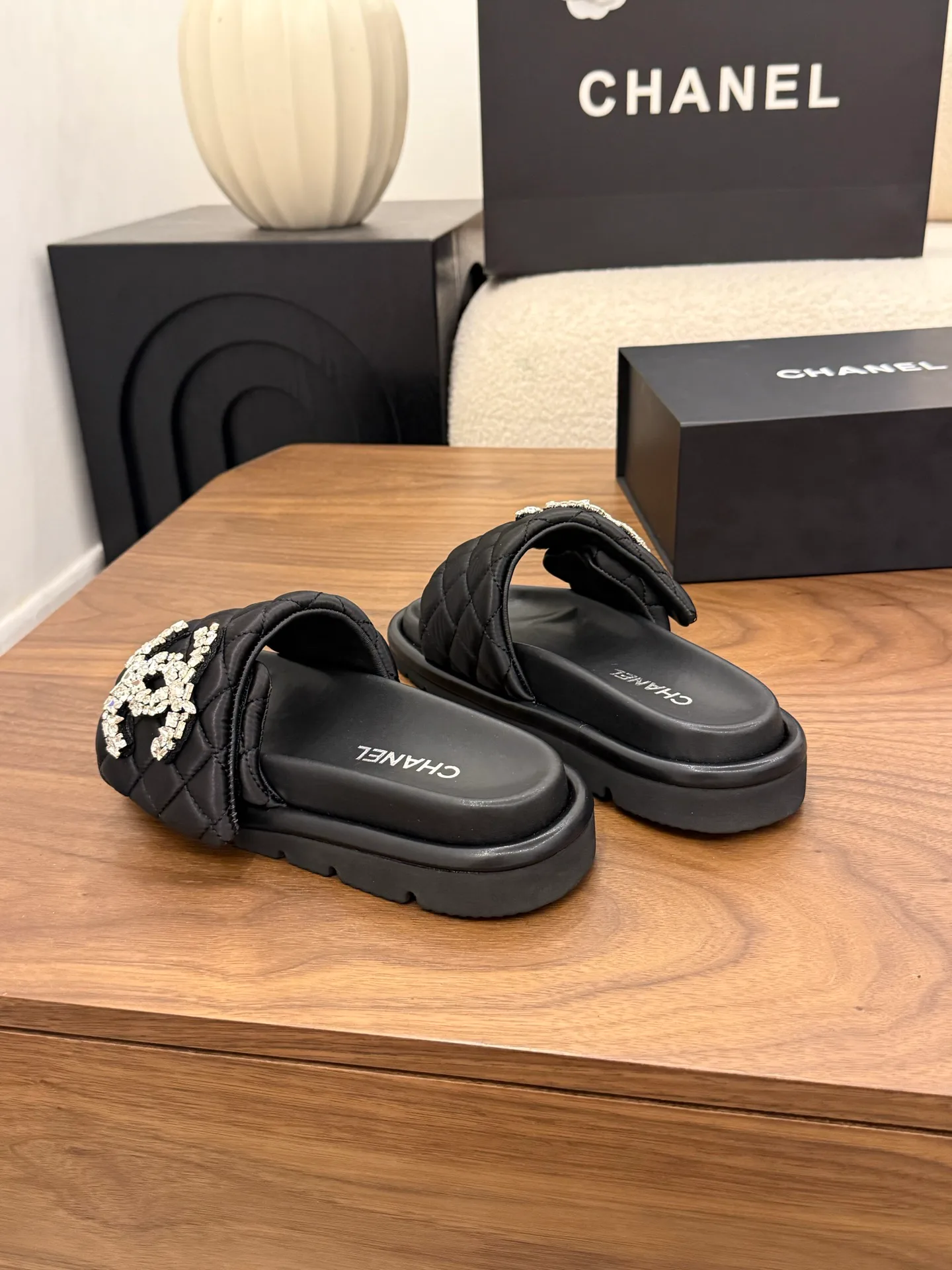 Сандалии Женские Chanel 13444921