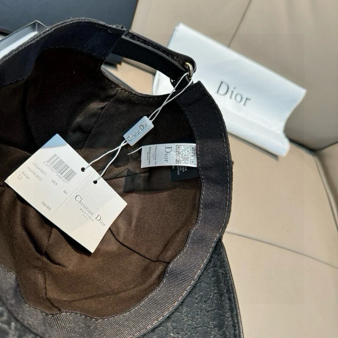 Головные Уборы Christian Dior 11055592