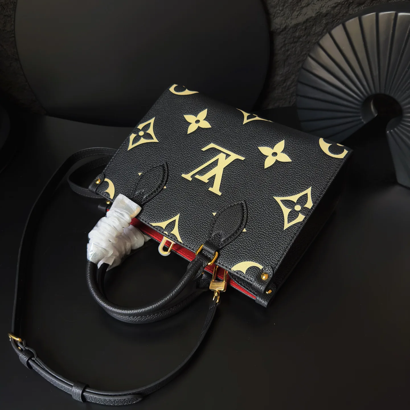 Классические Сумки Женские Louis Vuitton 17498629