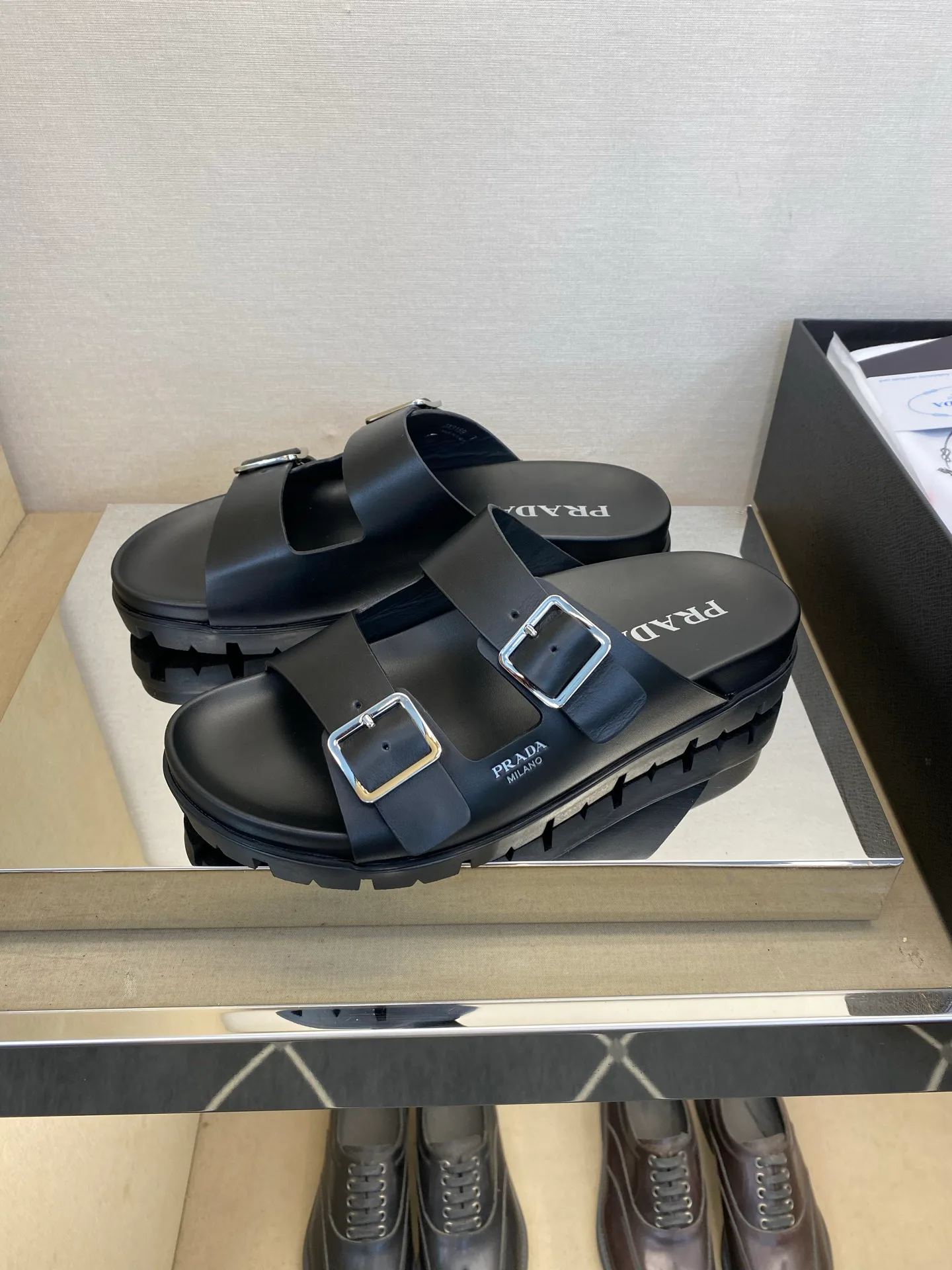 Шлепанцы Мужские Prada 15326413