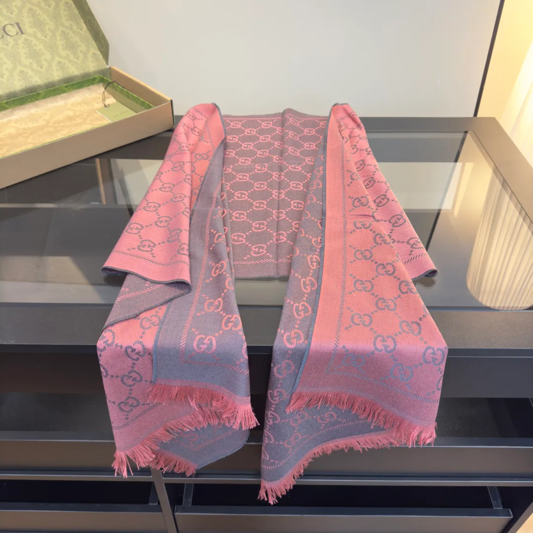 Платки Gucci 11268990