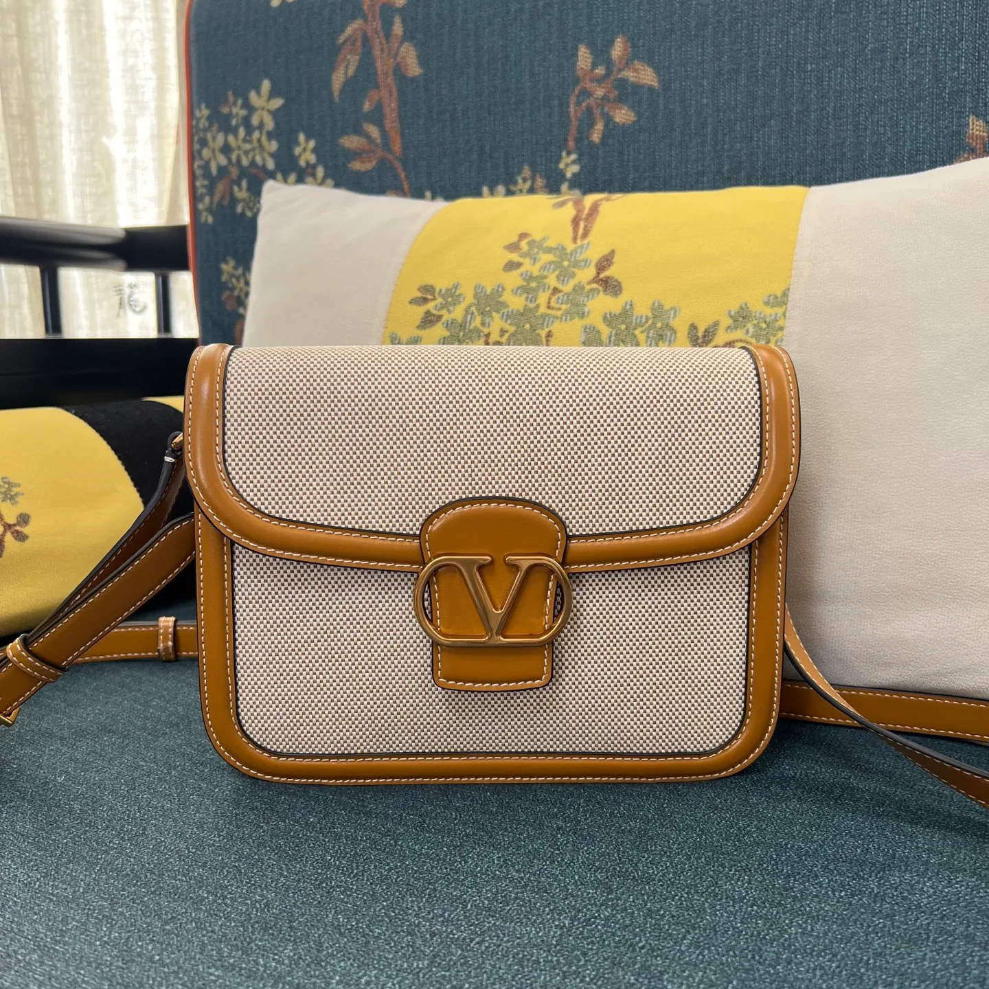 Классические Сумки Женские Valentino 8728885