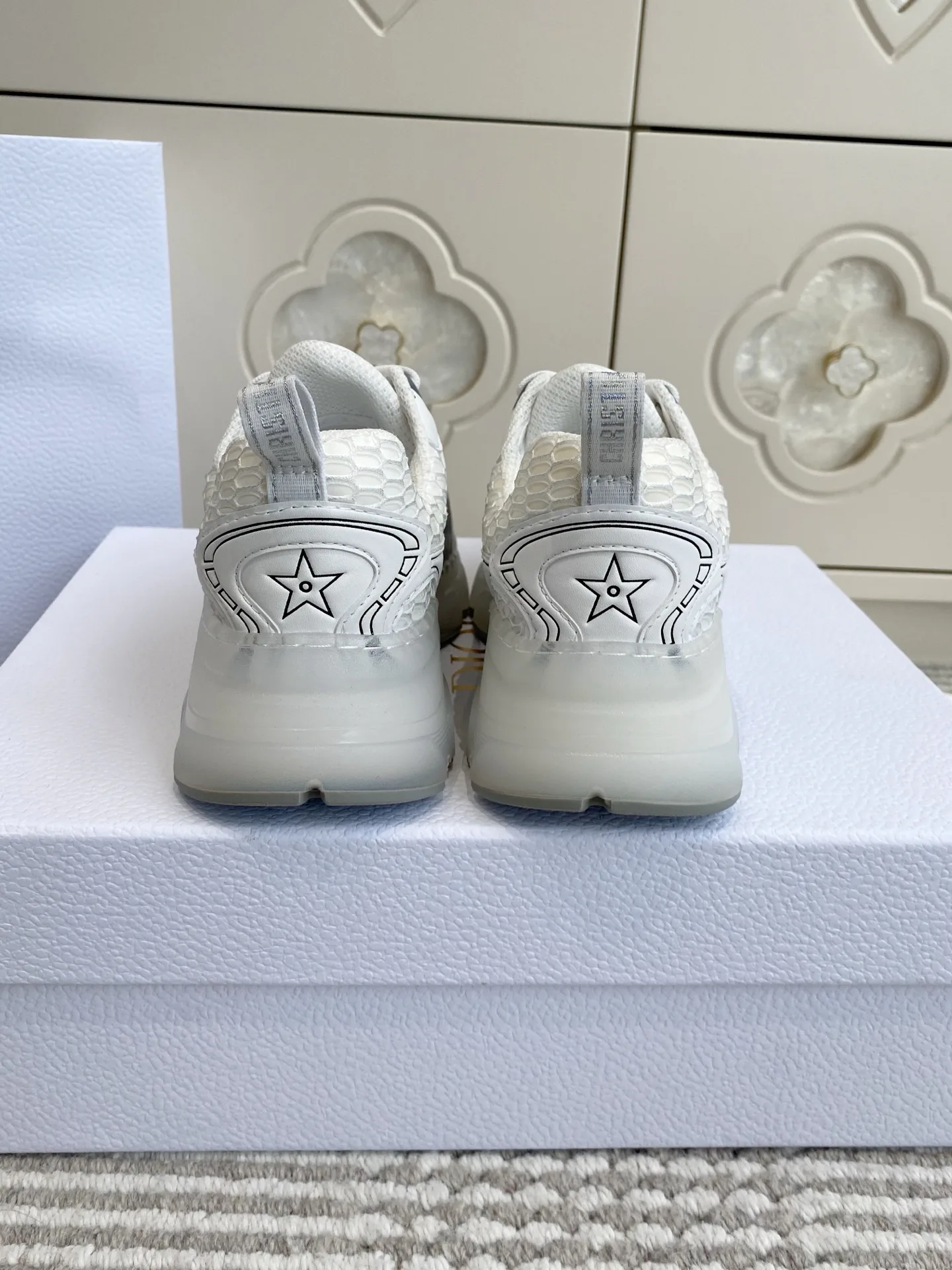 Кроссовки Женские Christian Dior 12779881