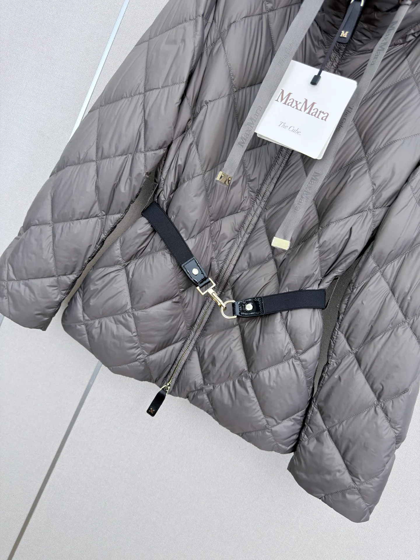 Куртки И Пуховики Женские Max Mara 18023436