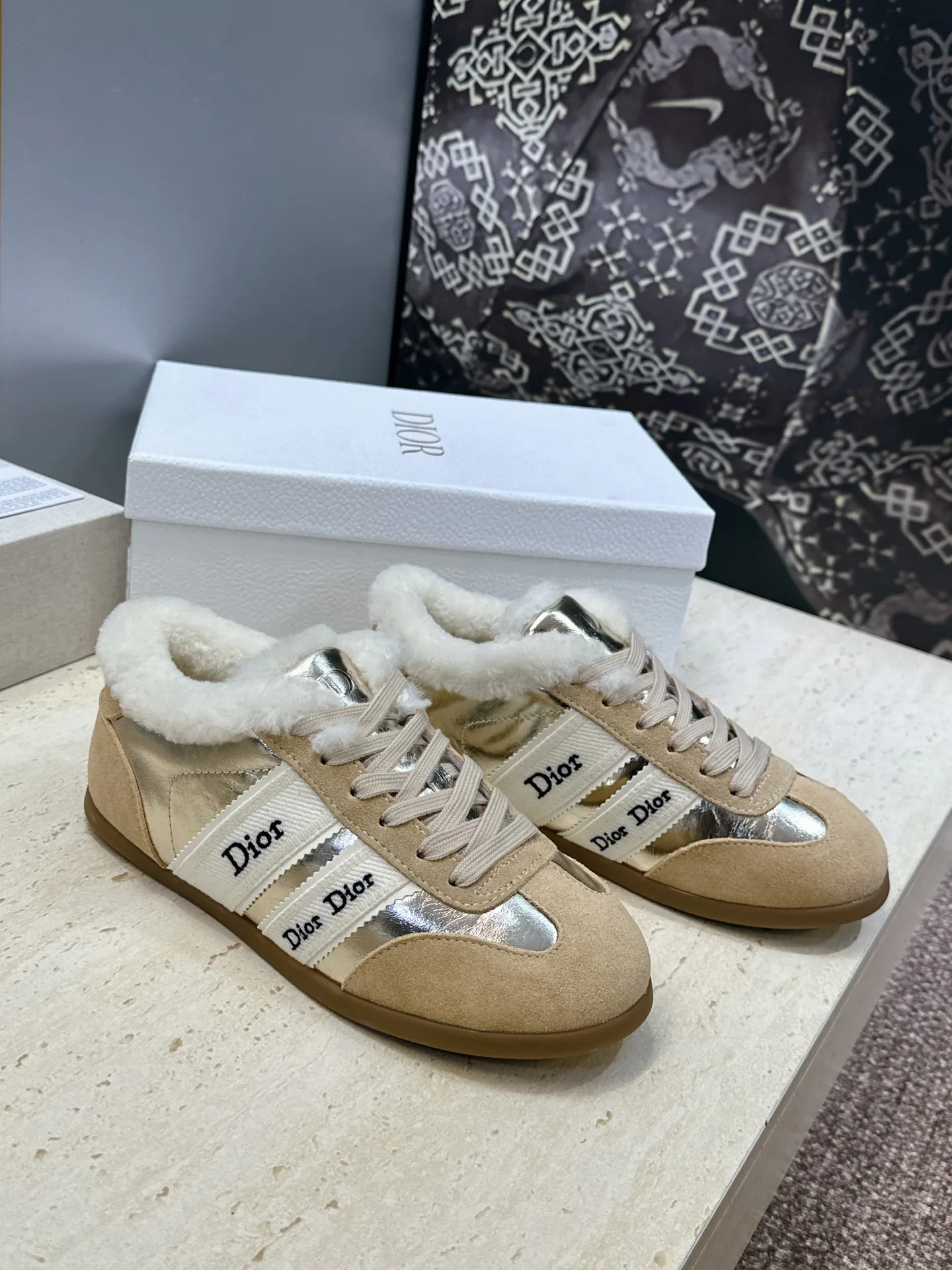 Кроссовки Женские Christian Dior 18247828