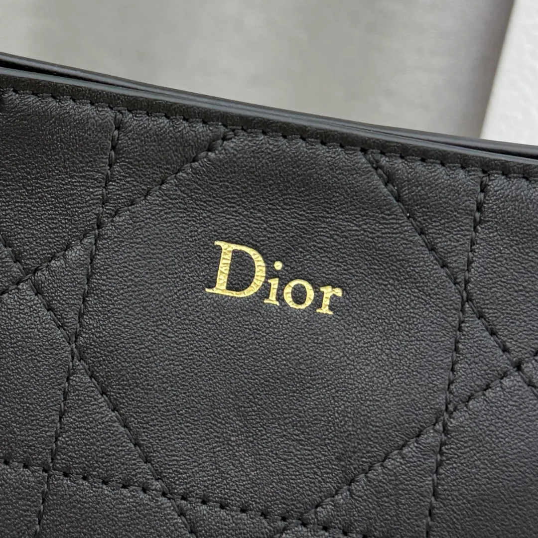 Классические Сумки Женские Christian Dior 11905845