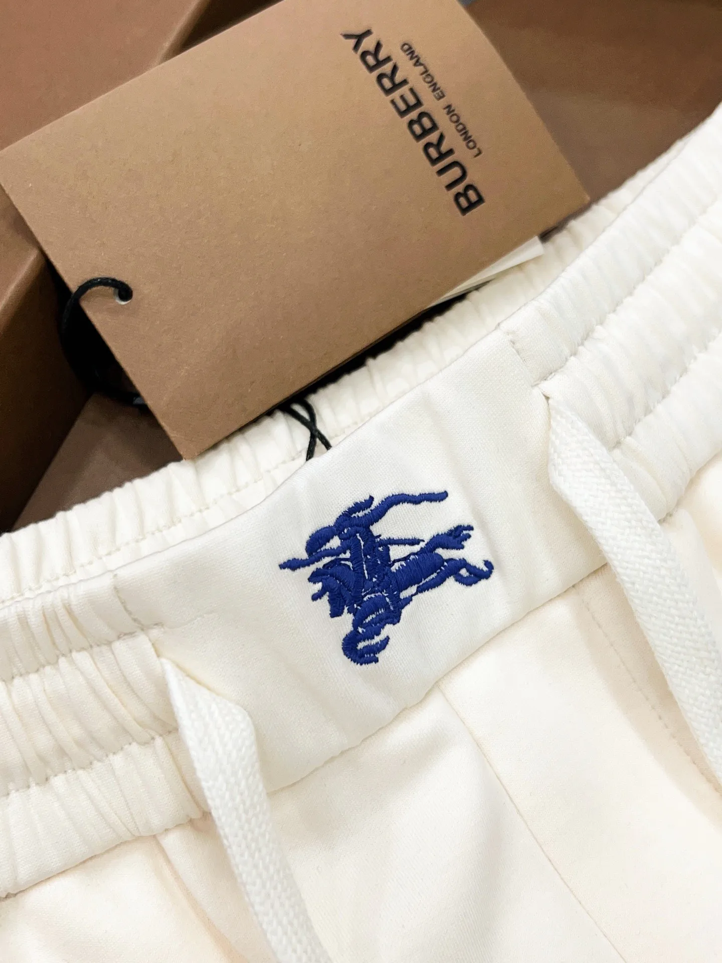Брюки Мужские Burberry 11322899