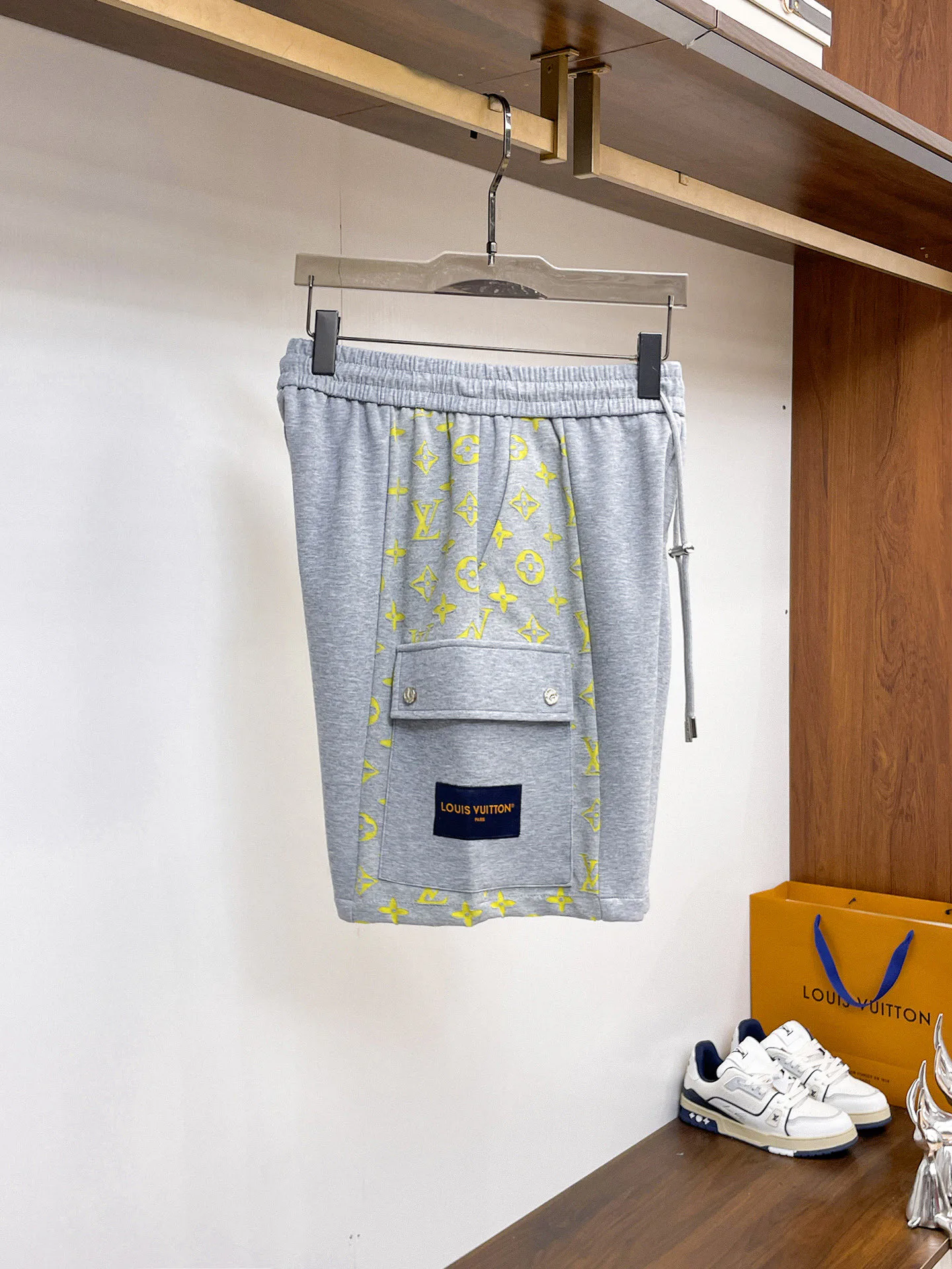 Шорты Мужские Louis Vuitton 13417544