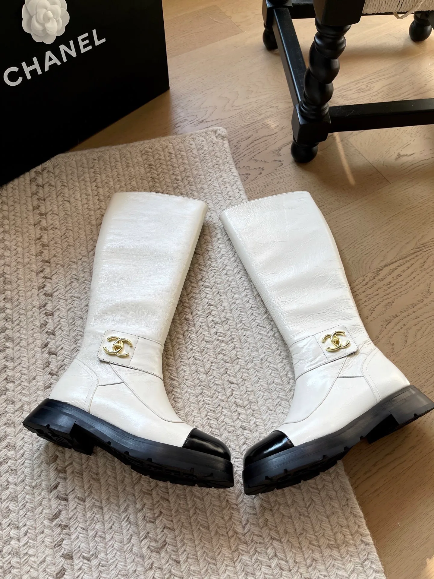Сапоги Женские Chanel 18702982