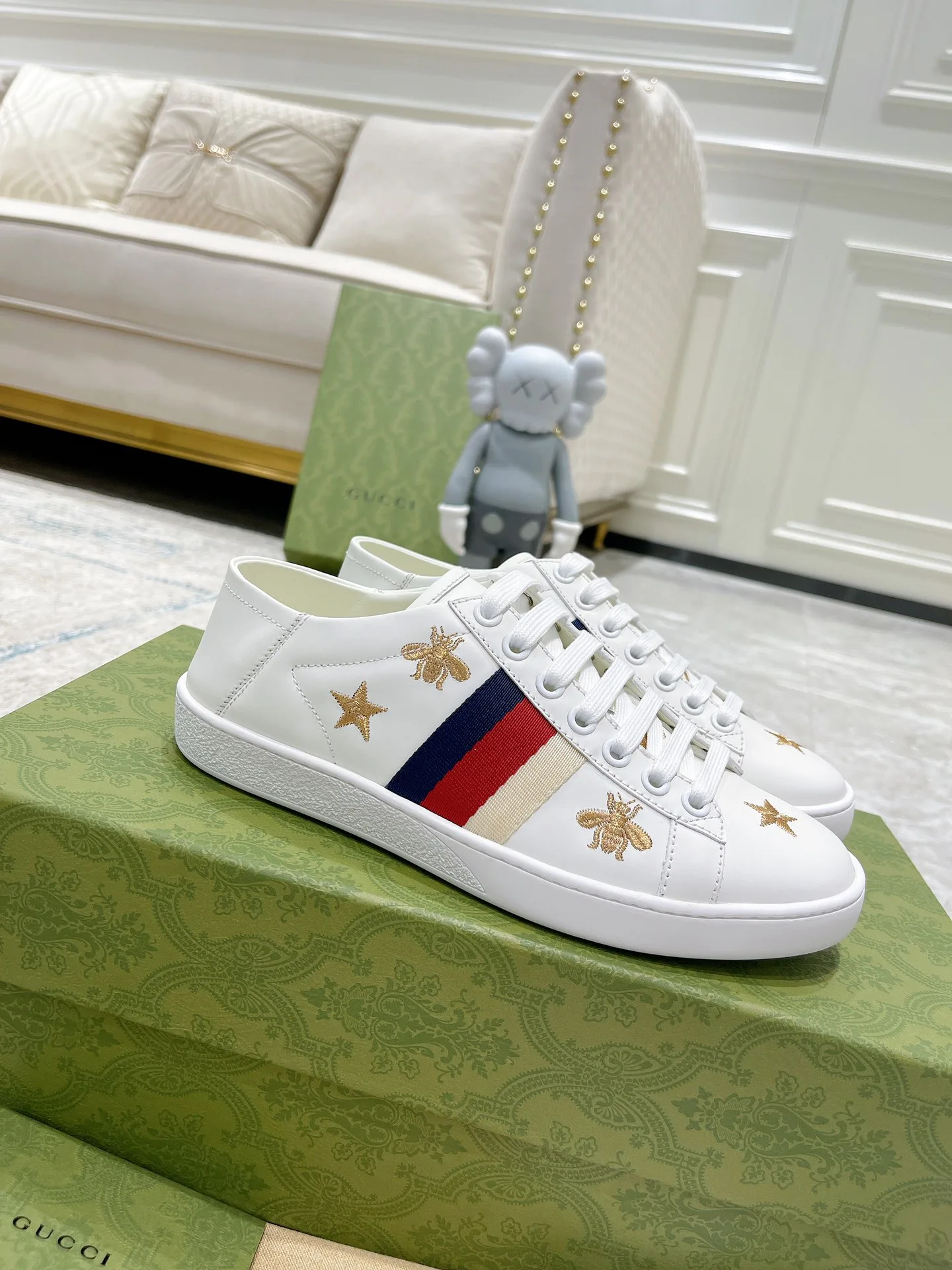 Кроссовки Женские Gucci 17620406