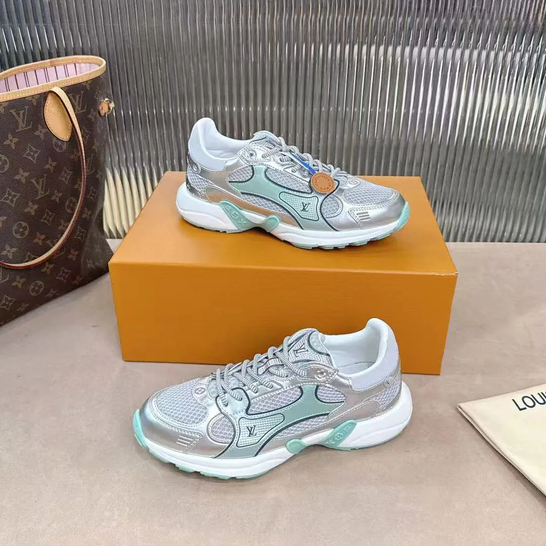 Кроссовки Мужские Louis Vuitton 2960846