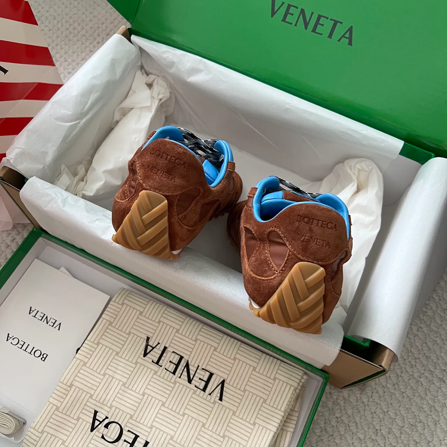 Кроссовки Женские Bottega Veneta 11565916