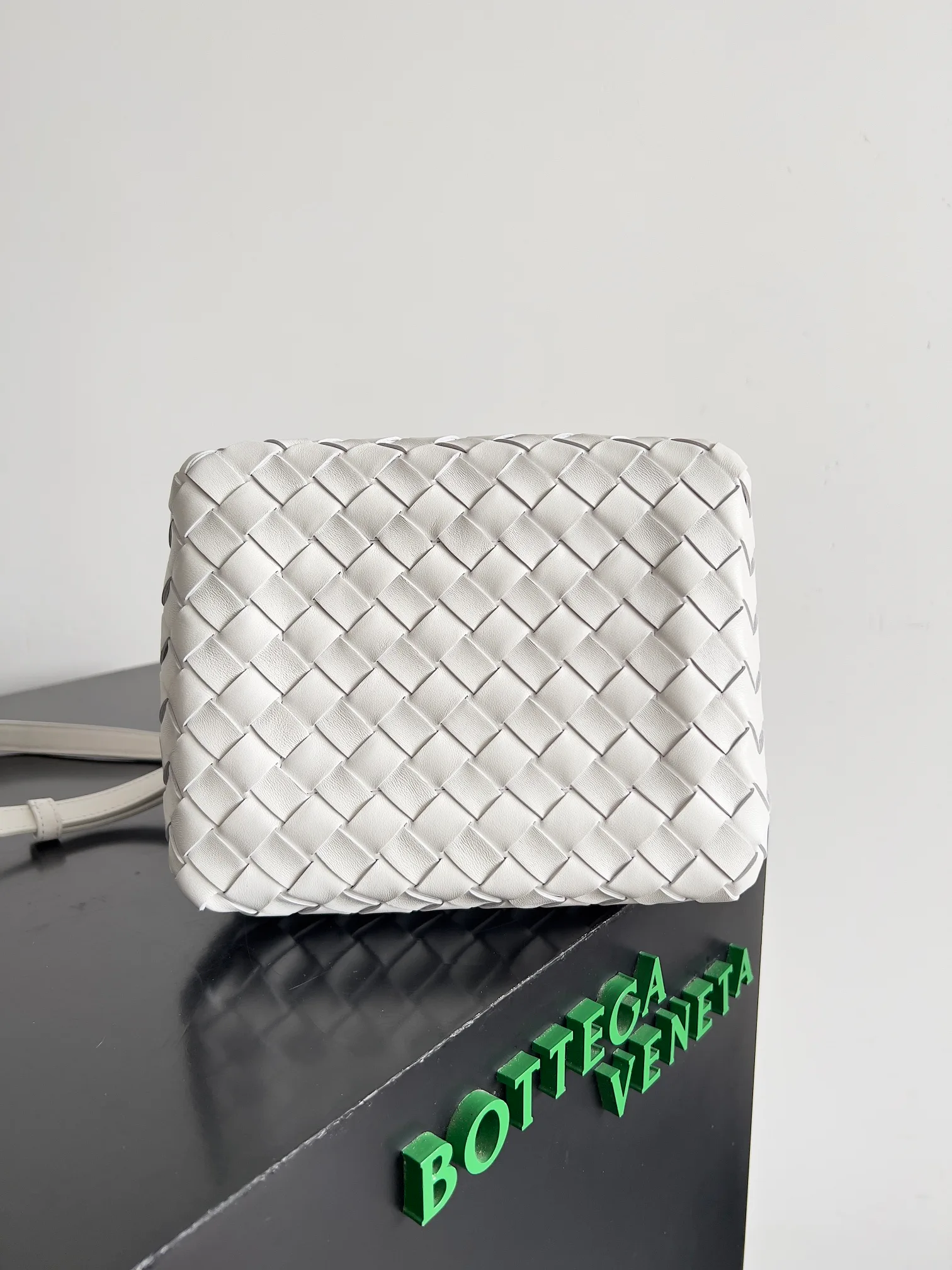 Сумки На Ремне Женские Bottega Veneta 419860