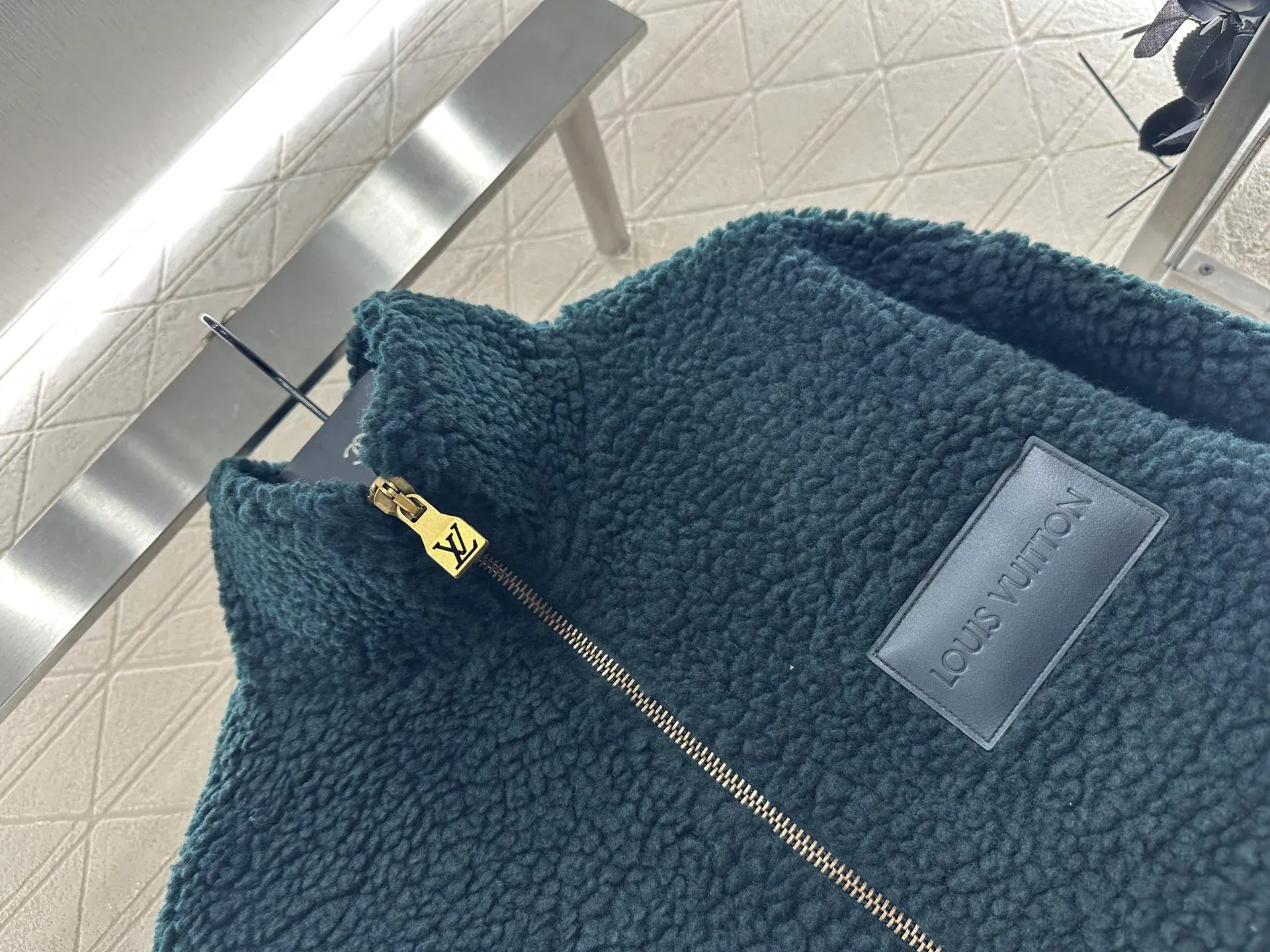 Куртки Женские Louis Vuitton 121429