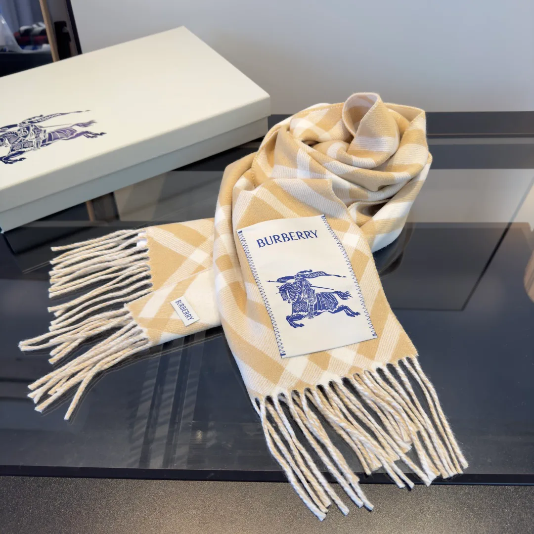 Шарфы Burberry 1303441