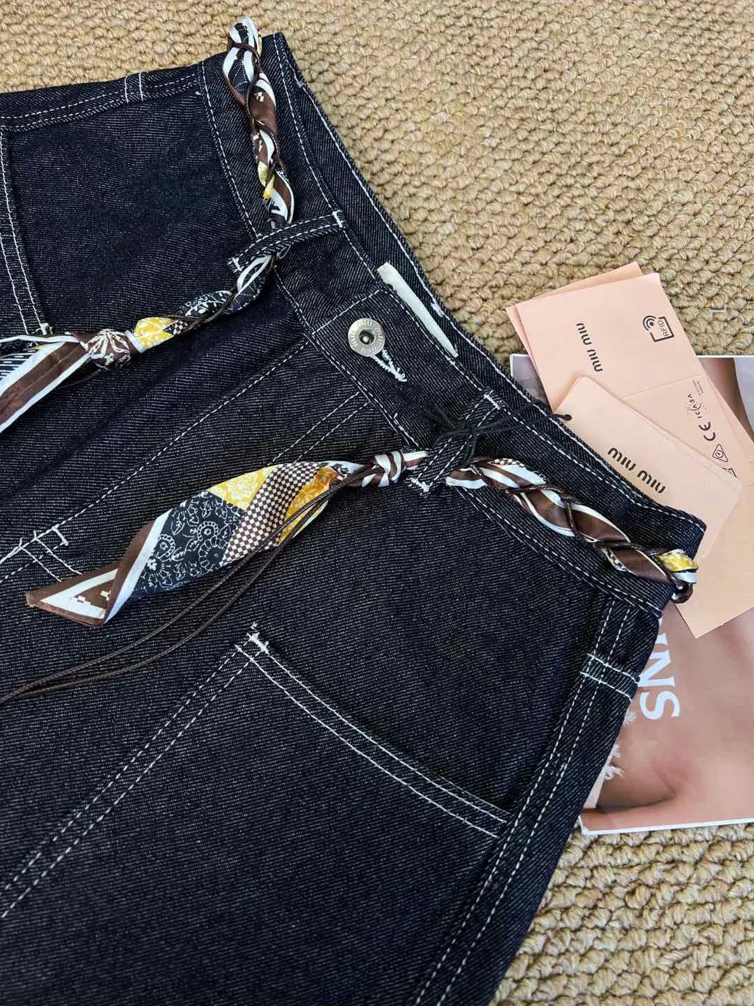 Джинсы Женские Miu Miu 517300