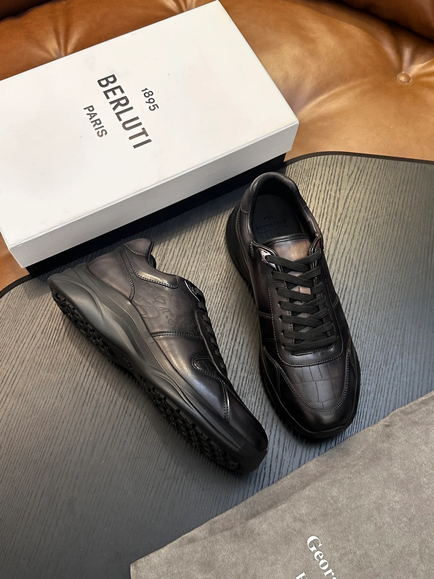 Кроссовки Мужские Berluti 18452736