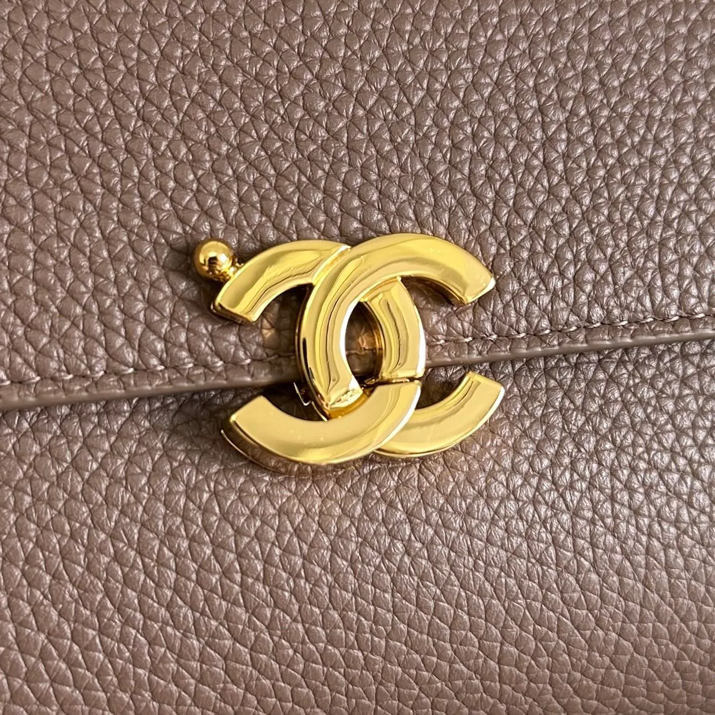 Классические Сумки Женские Chanel 18058440