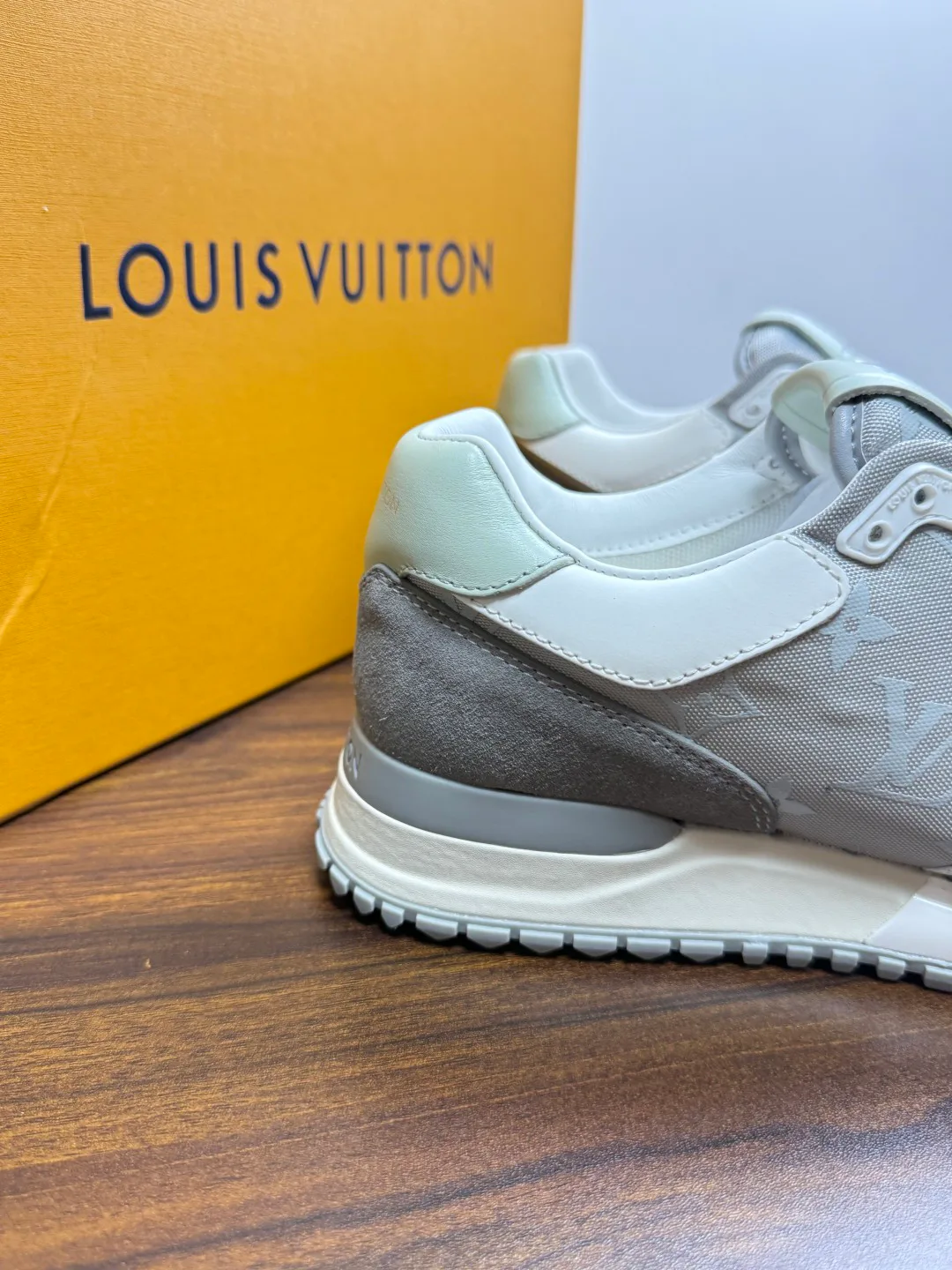 Кроссовки Мужские Louis Vuitton 20143425