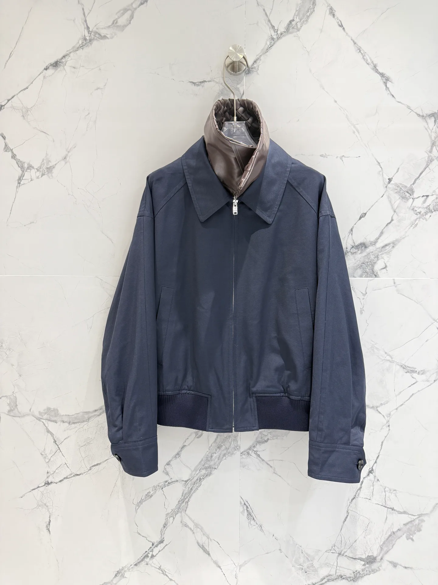 Кожаные Куртки И Дублёнки Женские Bottega Veneta 18194905