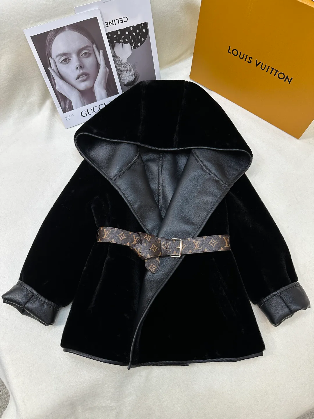 Кожаные Куртки И Дублёнки Женские Louis Vuitton 9983807