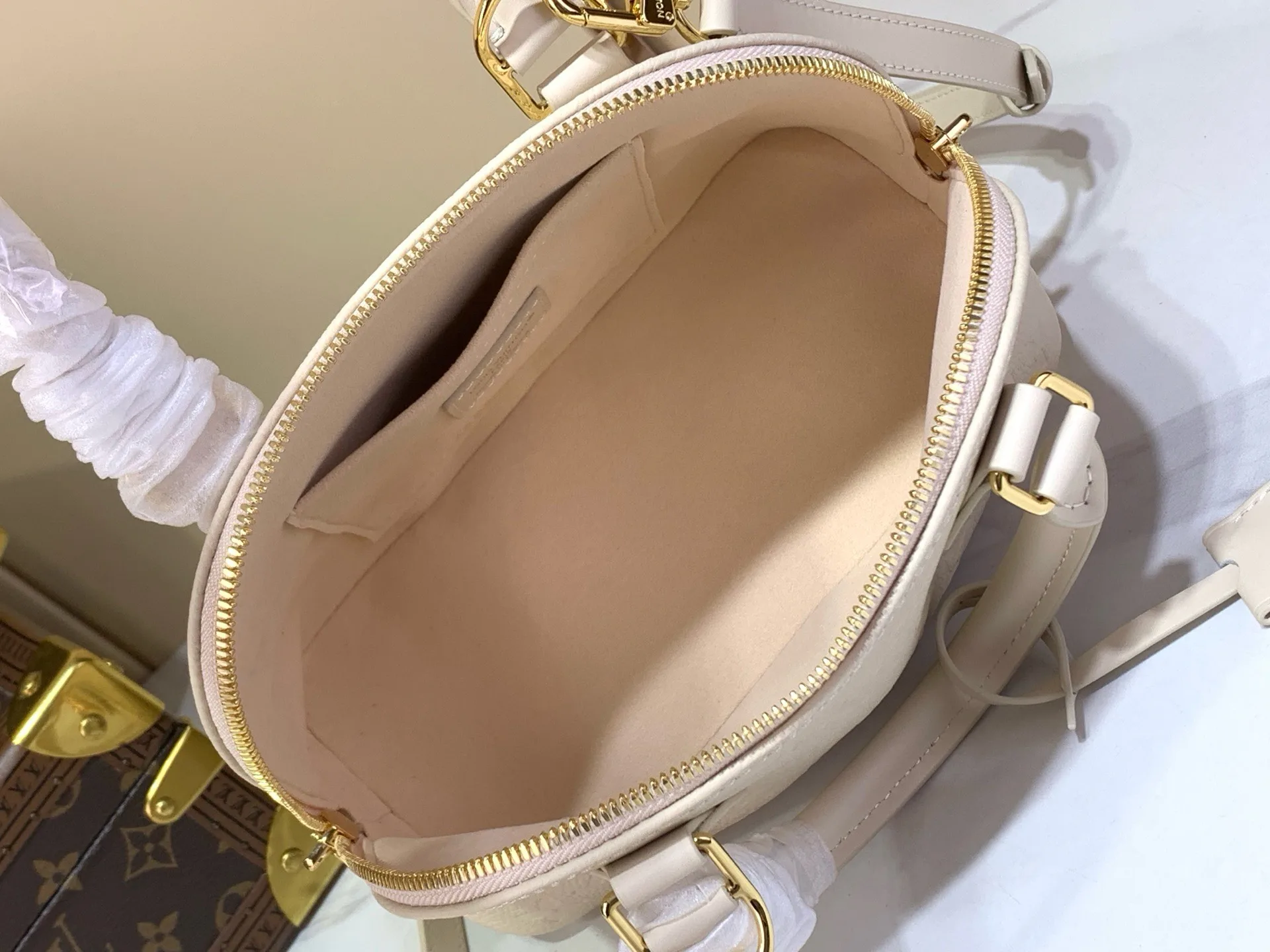 Классические Сумки Женские Louis Vuitton 17499358