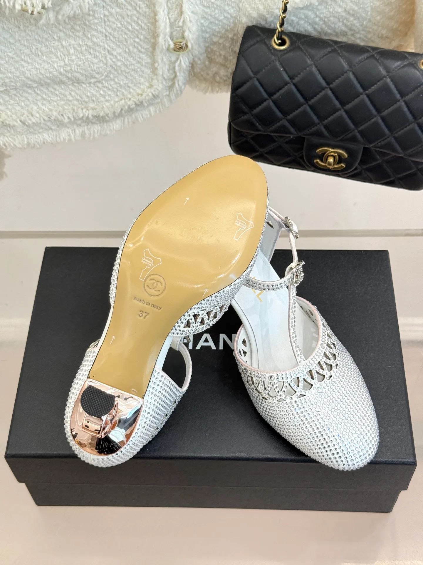 Босоножки Женские Chanel 17425317