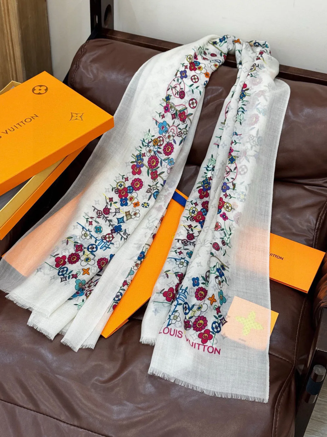 Шарфы Louis Vuitton 1036343