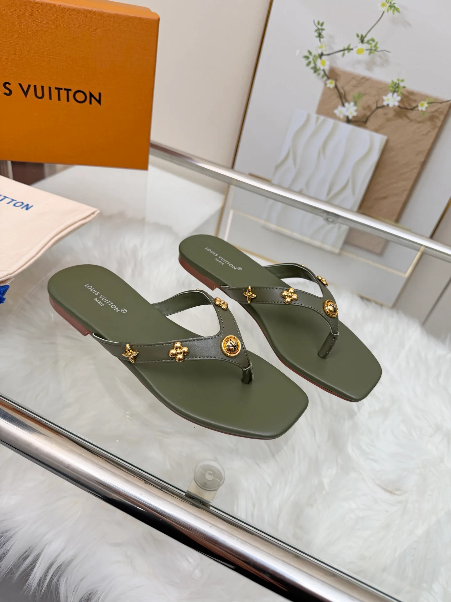 Шлепанцы Женские Louis Vuitton 13253495