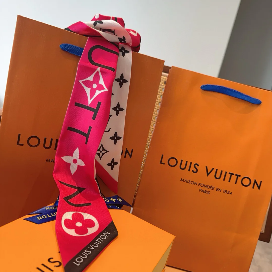 Платки Louis Vuitton 12918474