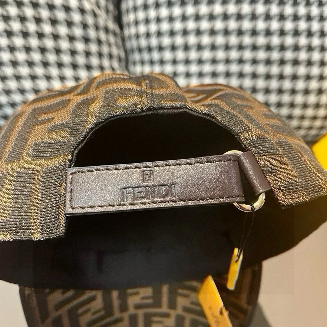 Головные Уборы Fendi 11055597