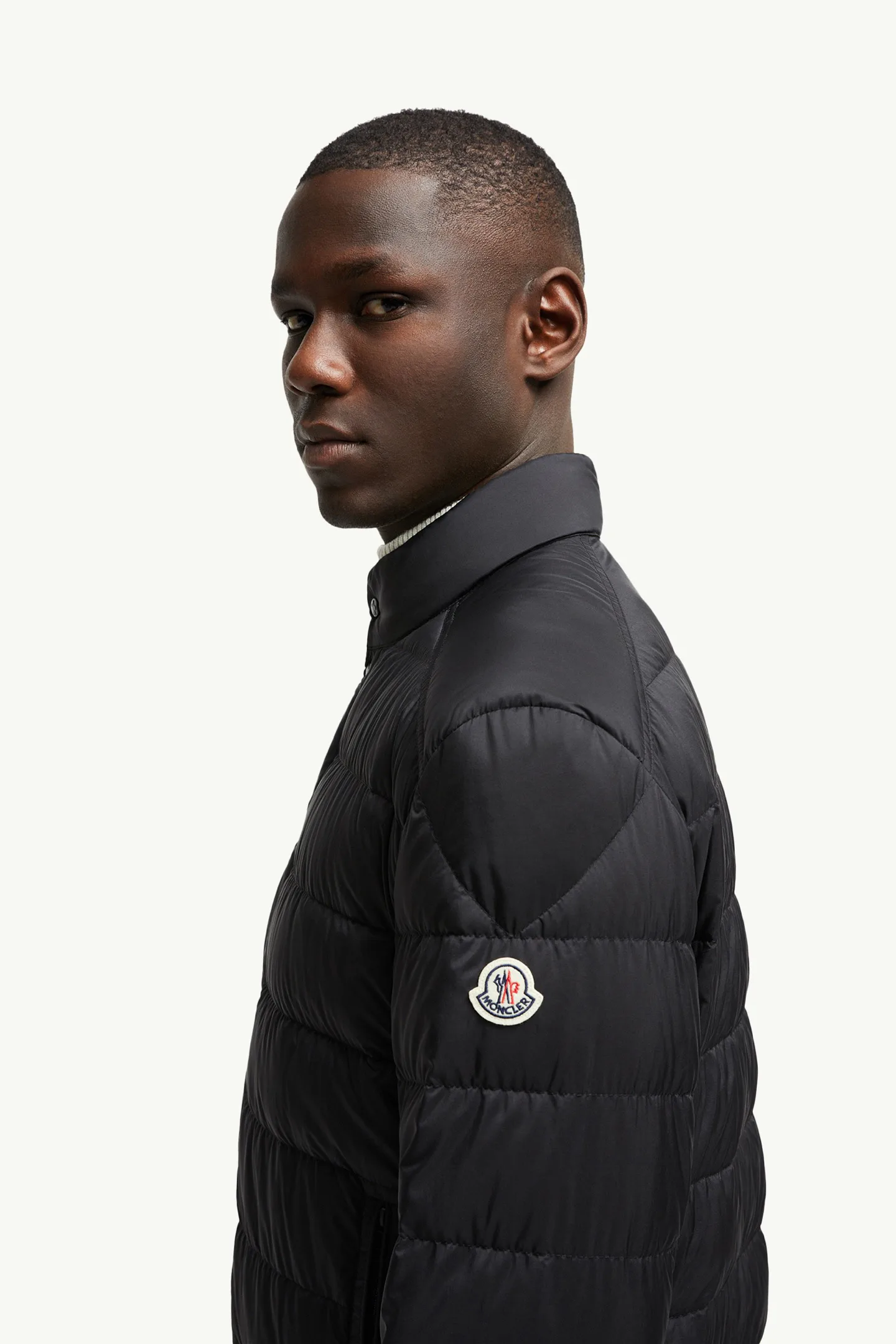 Куртки И Пуховики Женские Moncler 19307078