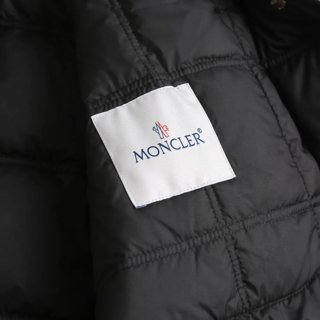 Куртки И Пуховики Женские Moncler 18022530