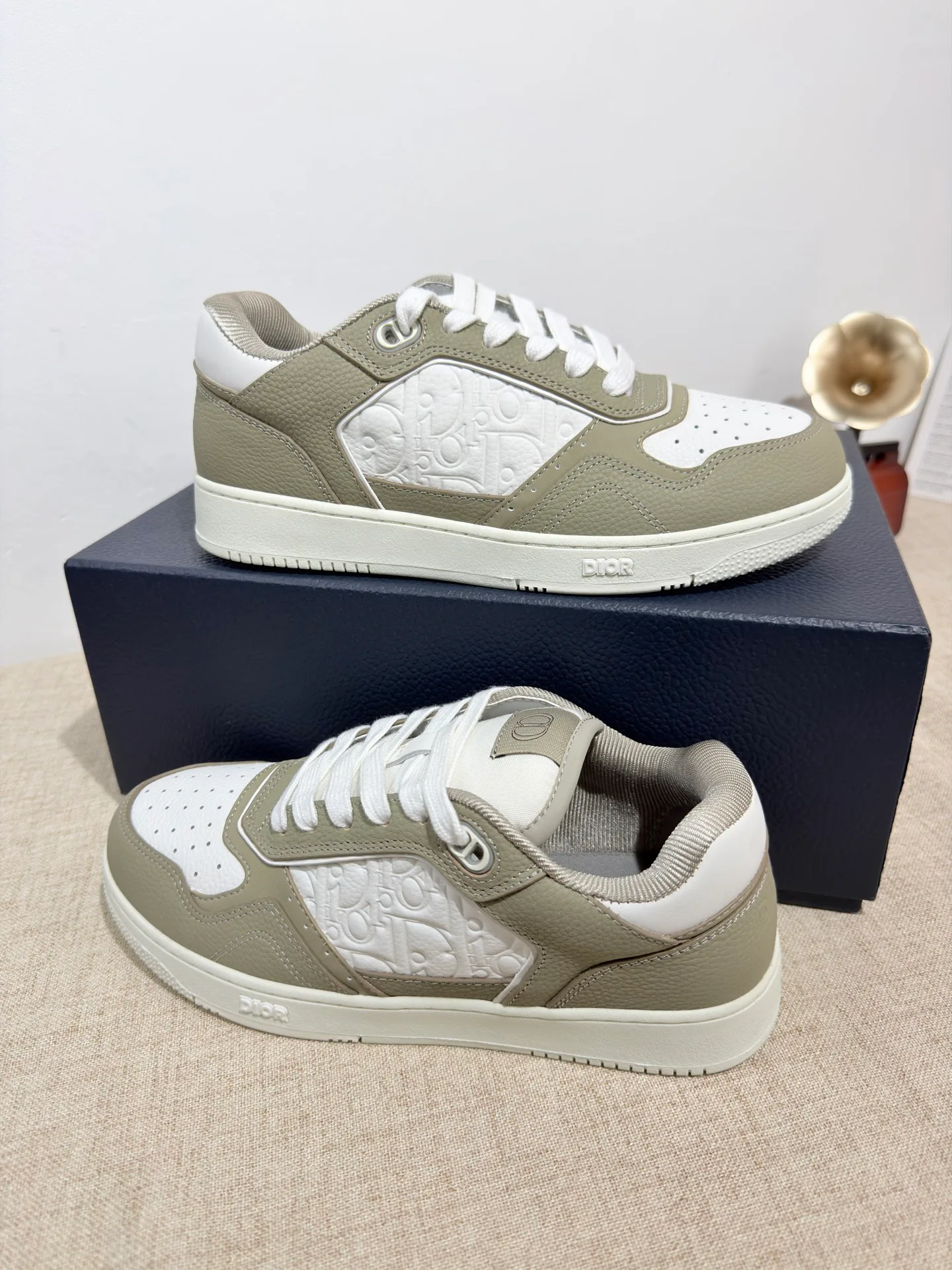 Кроссовки Женские Christian Dior 11456087