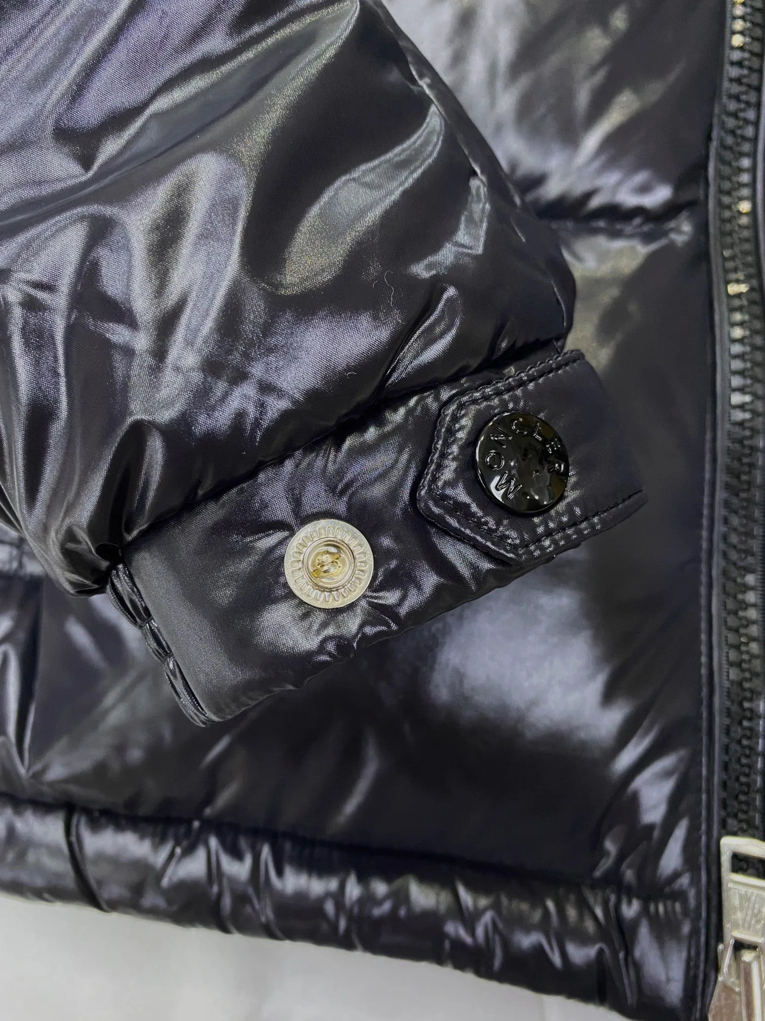 Куртки И Пуховики Женские Moncler 4627471