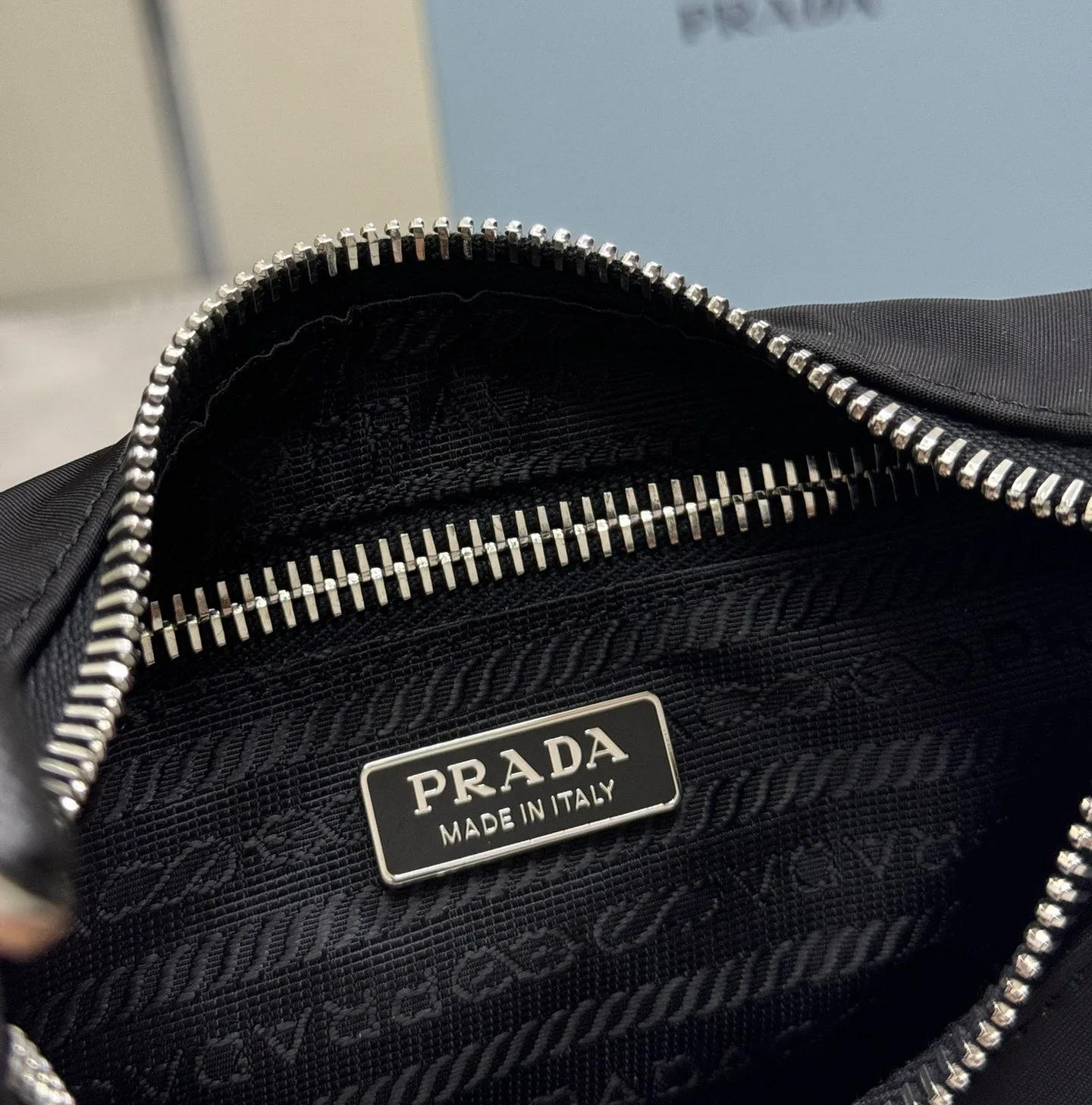 Сумки На Ремне Женские Prada 11682007