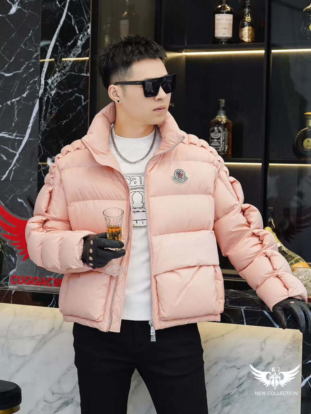 Куртки И Пуховики Мужские Moncler 218980