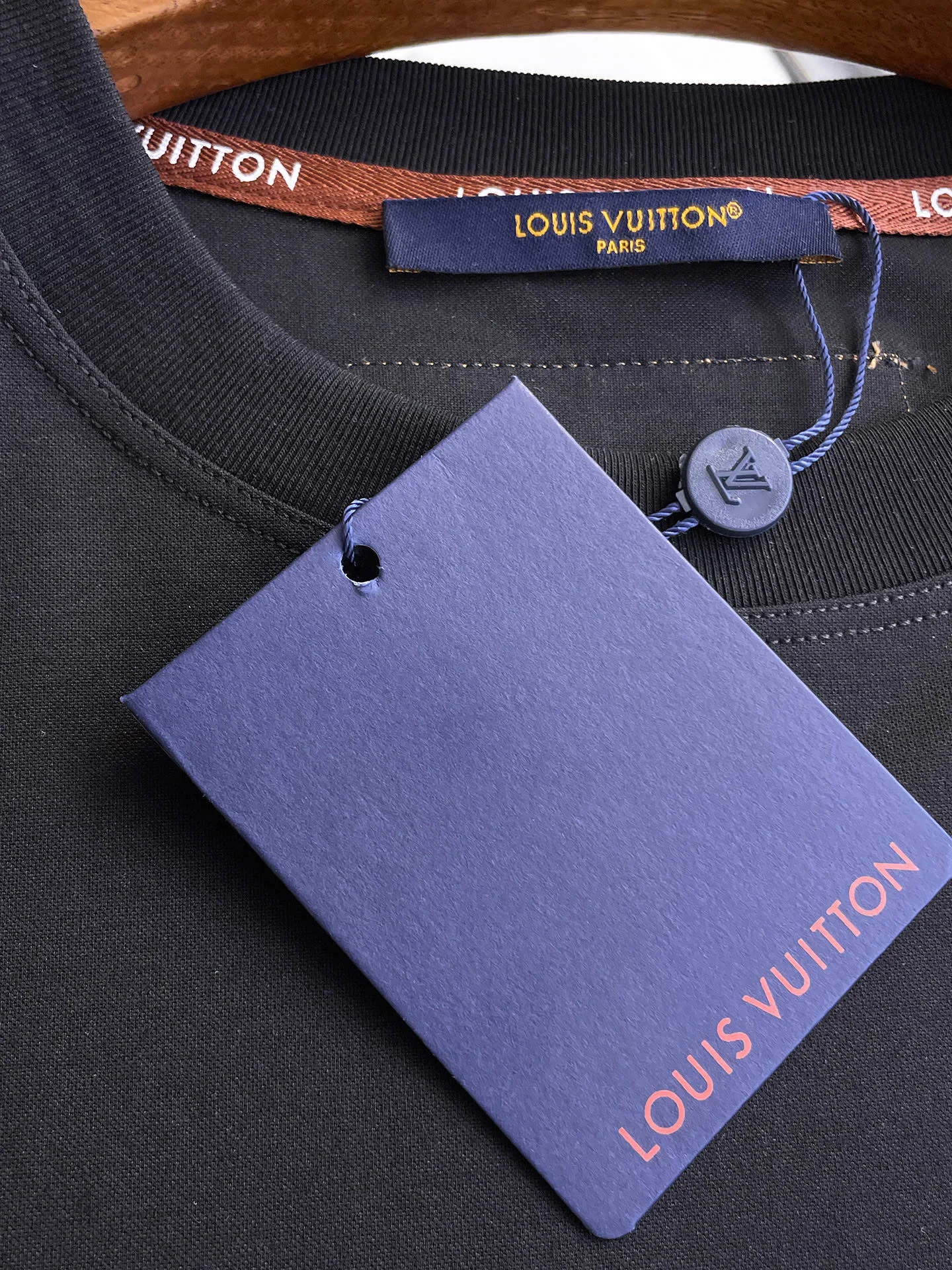 Футболки Мужские Louis Vuitton 17579698