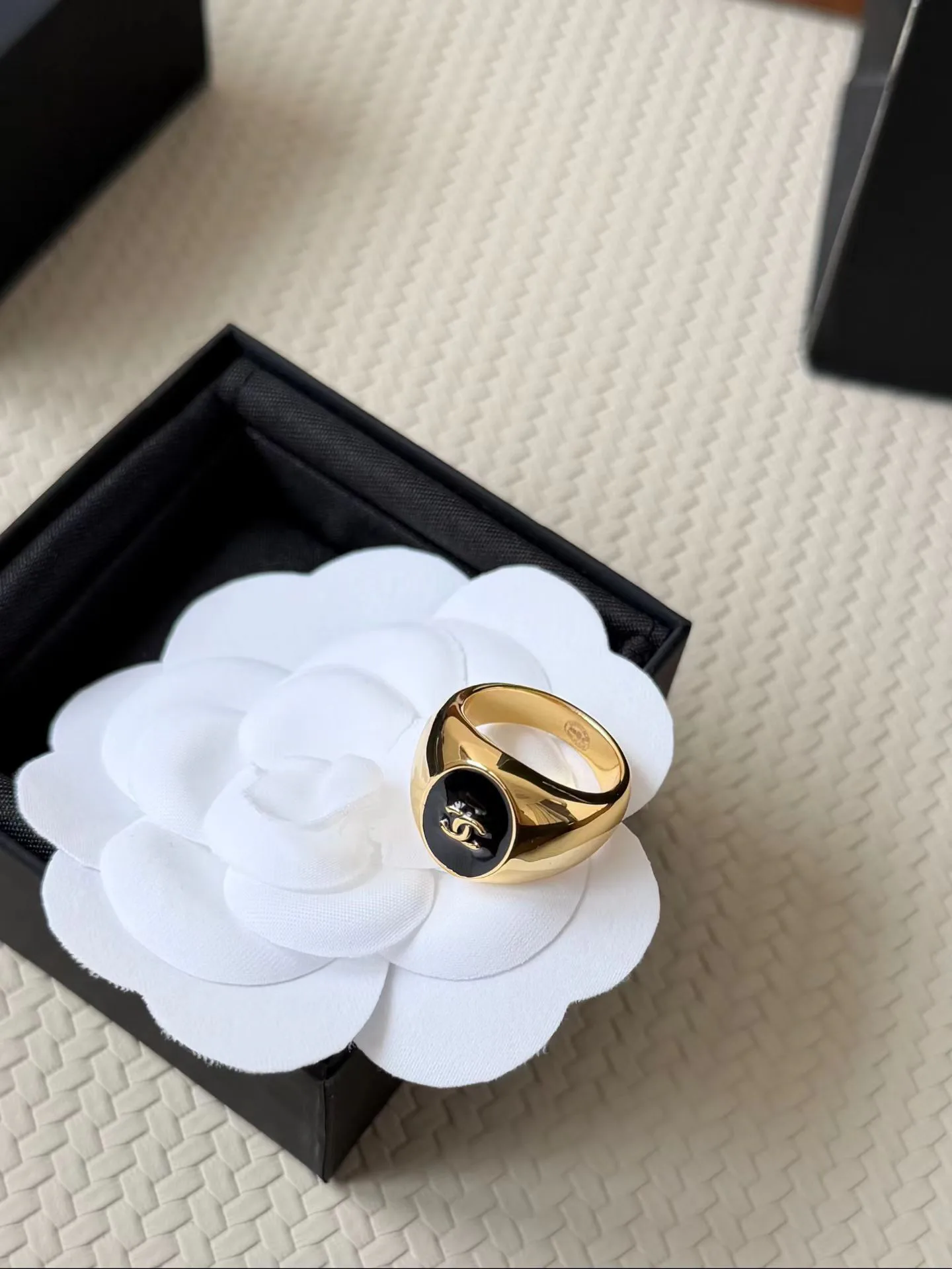 Бижутерия Chanel 18123141
