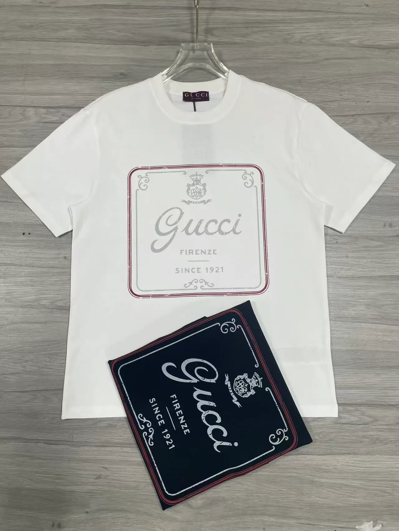 Футболки Женские Gucci 5059383