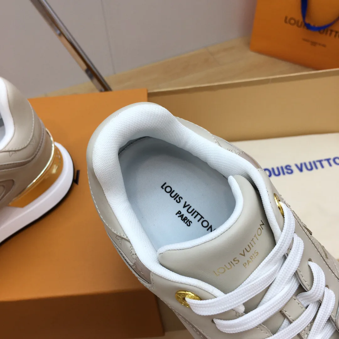 Кроссовки Женские Louis Vuitton 15412