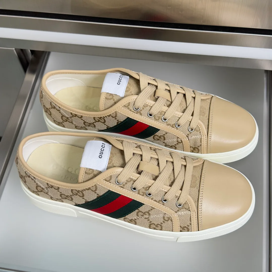 Кроссовки Женские Gucci 13300439