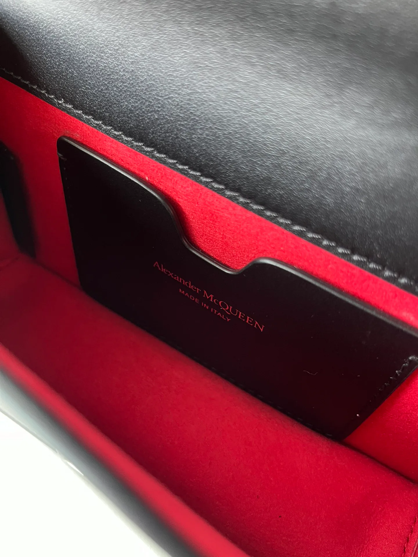 Сумки На Ремне Женские Alexander Mcqueen 11533085