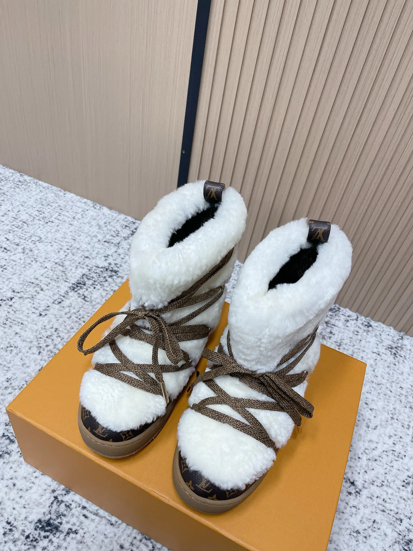Угги Женские Louis Vuitton 856512