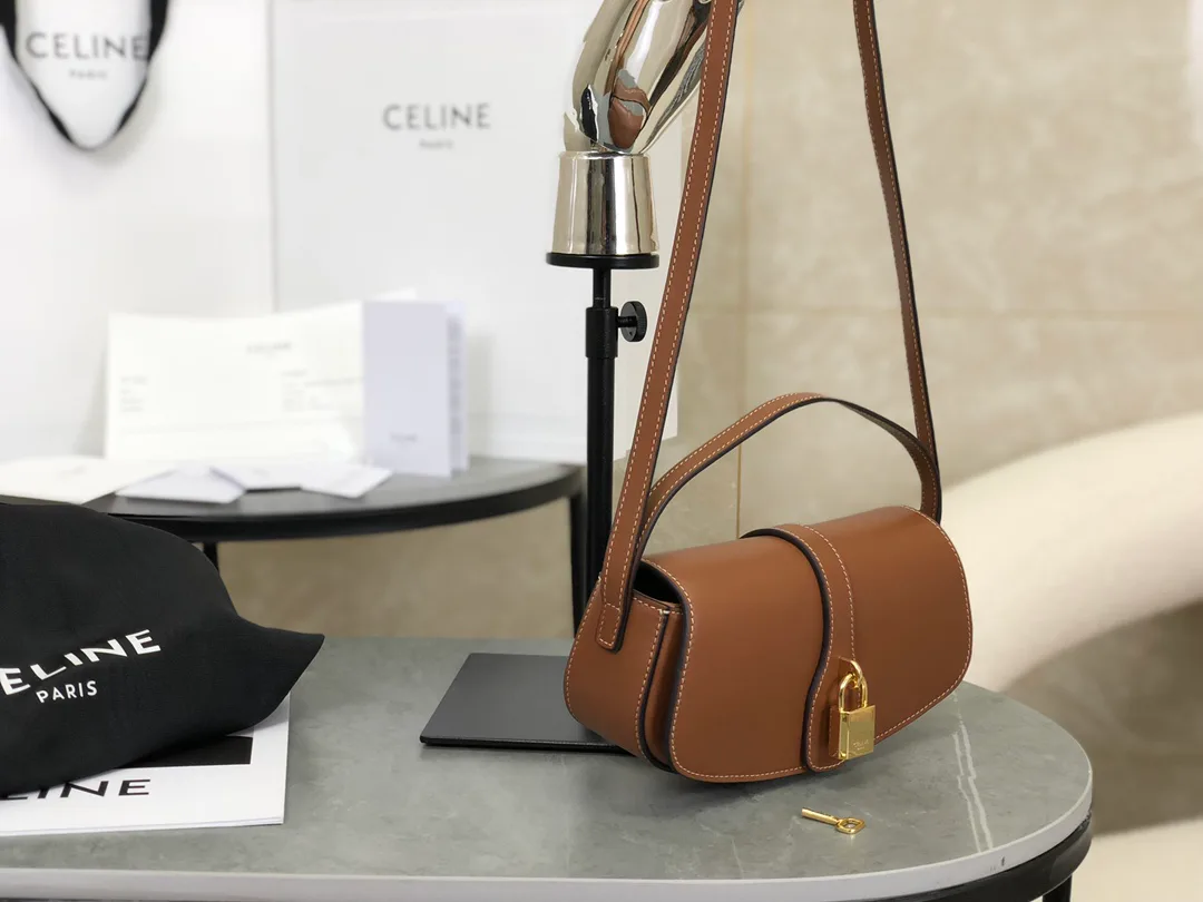 Сумки На Ремне Женские Celine 133537
