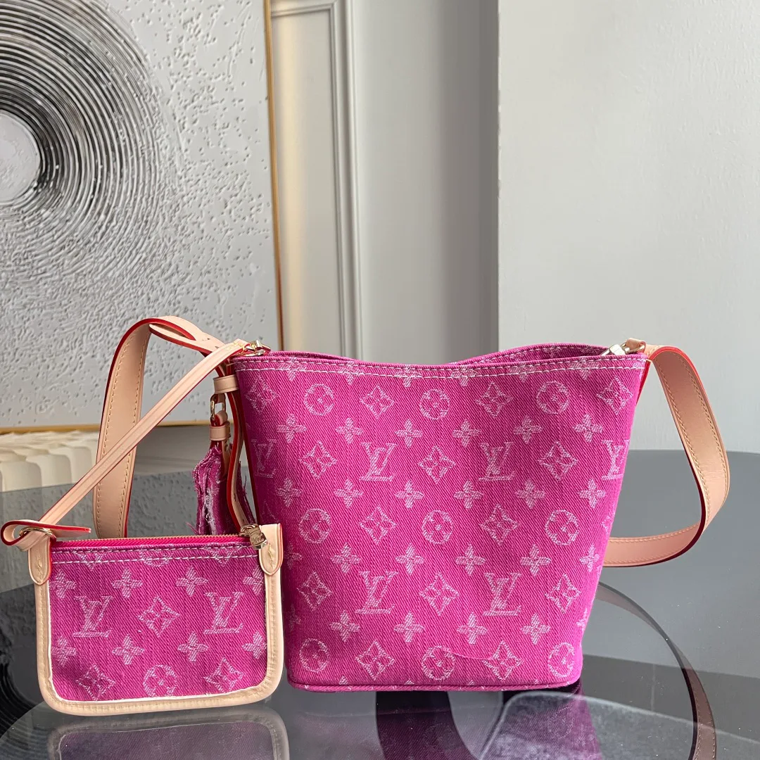 Сумки На Ремне Женские Louis Vuitton 11886366