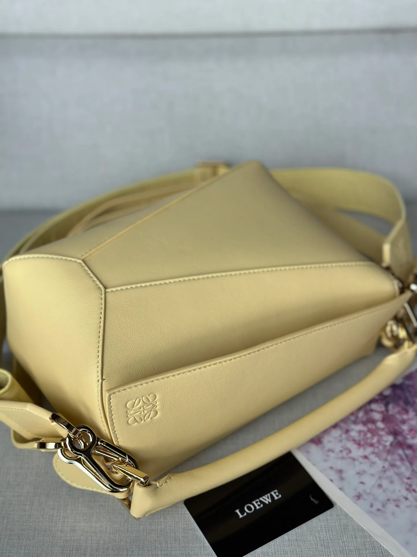 Классические Сумки Женские Loewe 13339544