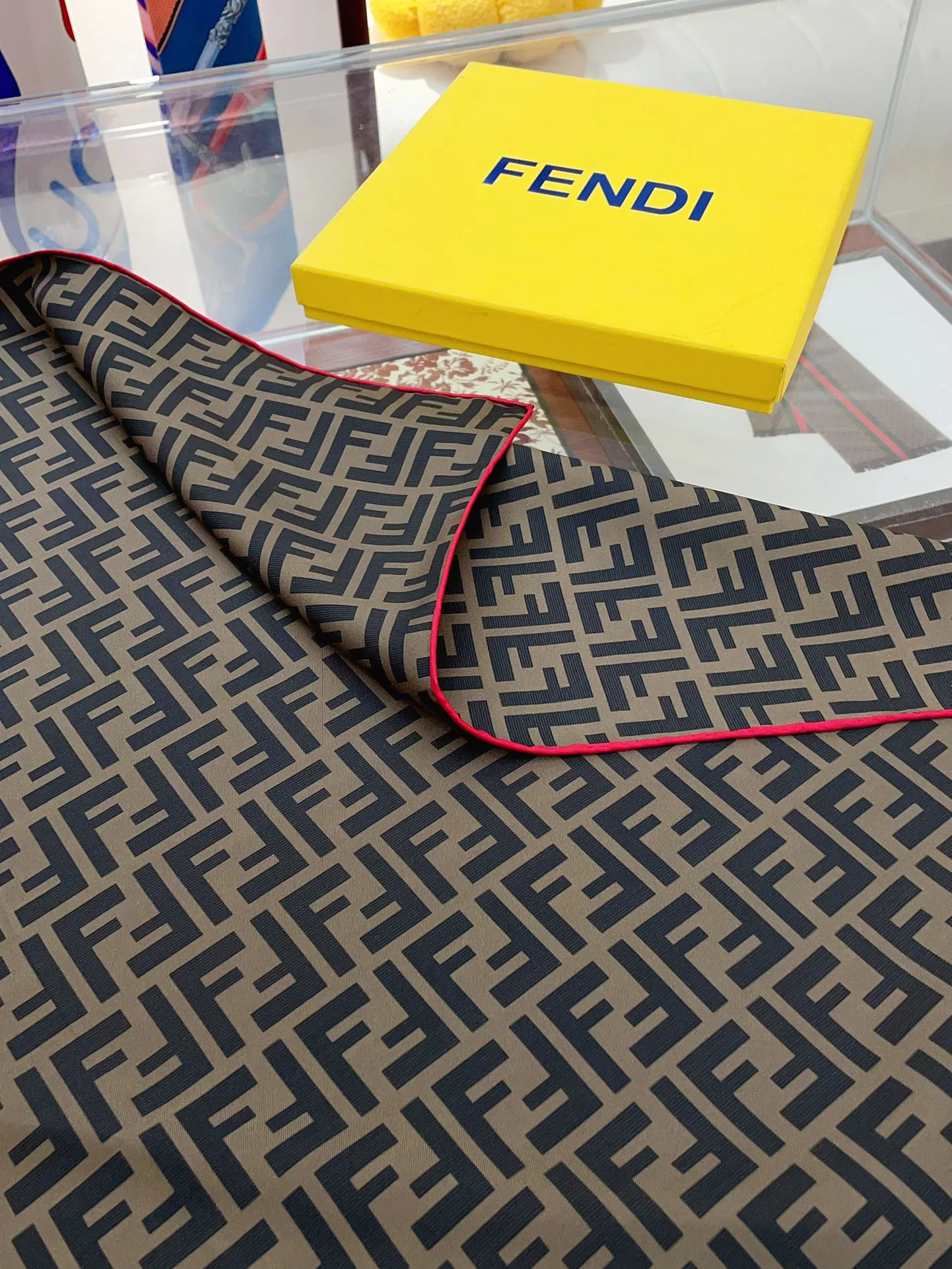 Шарфы Fendi 35179