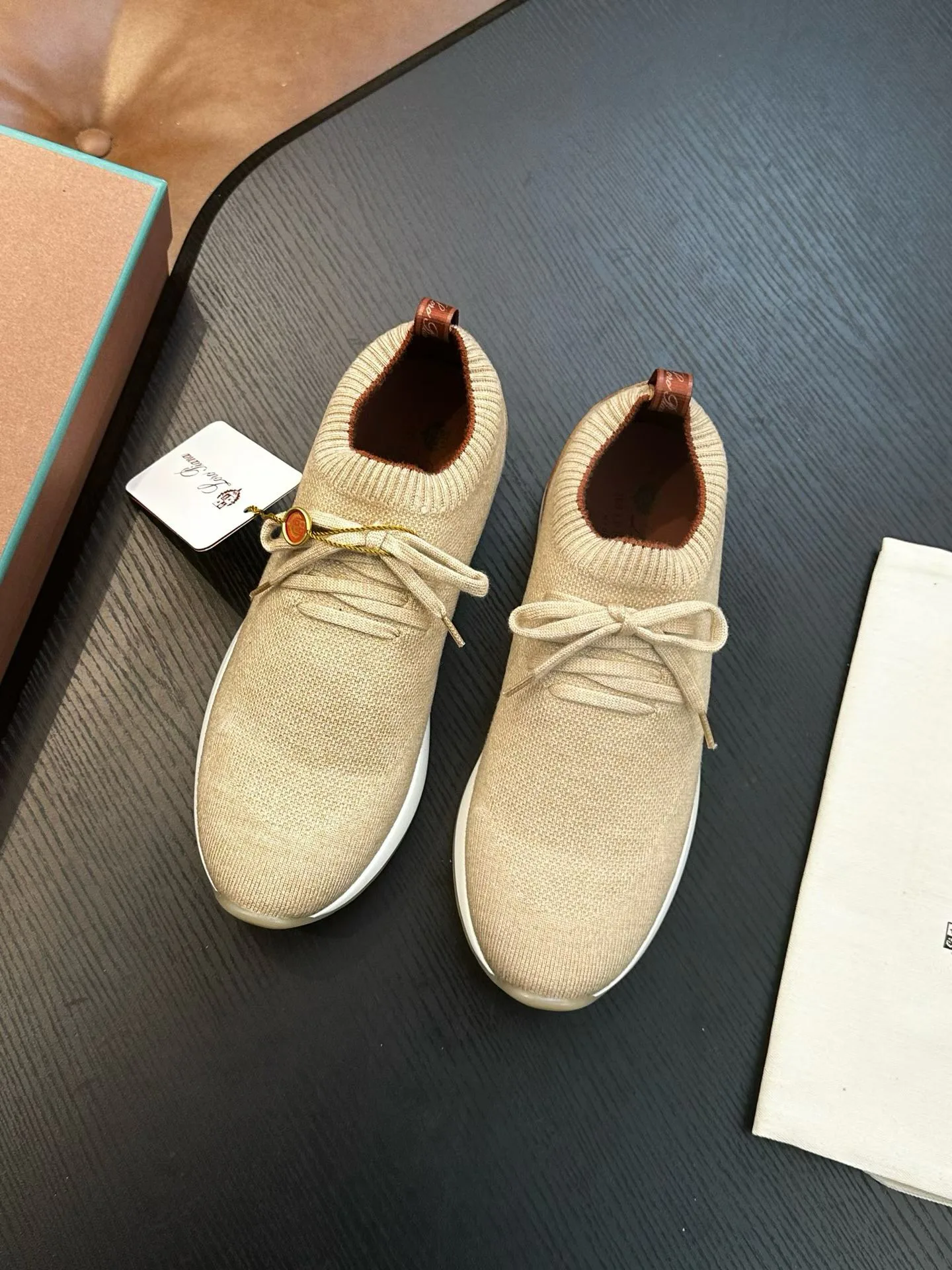 Кроссовки Женские Loro Piana 280601