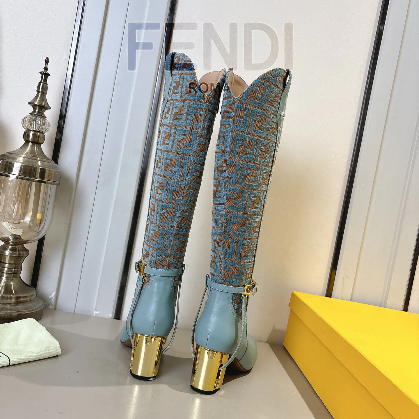 Сапоги Женские Fendi 18247883